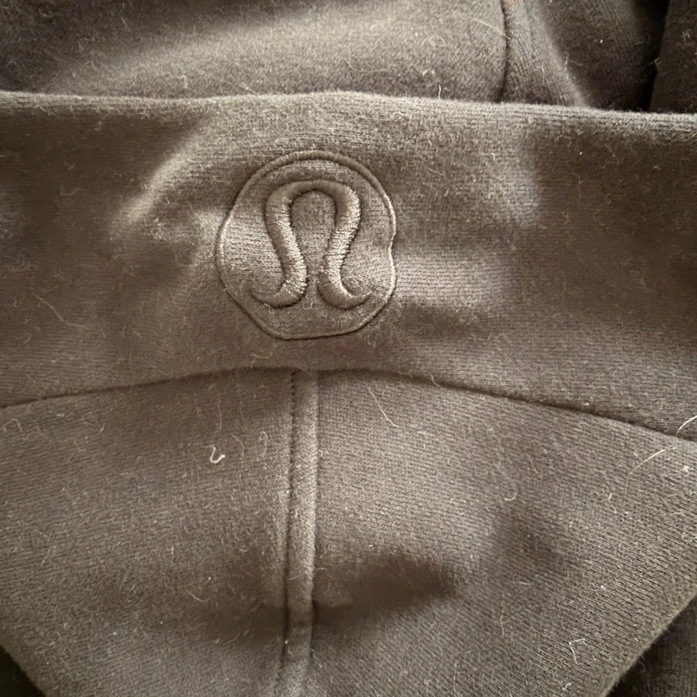 lululemon athletica Black Cropped Half-Zip Hoodie - Picture 3 of 3